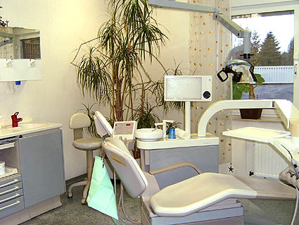 Behandlungsräumlichkeiten der Zahnarztpraxis Carlo Decking in 45701 Herten